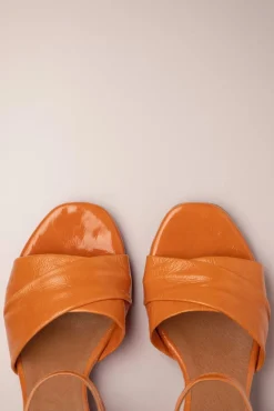 Sale Bela Sandaal In Lak Oranje Vrouwen Sandalen