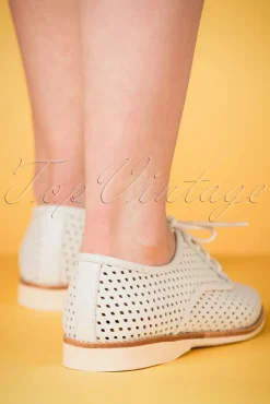 New Derby Punch Schoenen In Gebroken Wit Vrouwen Veterschoenen