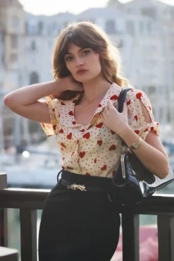 Online Heart Polka Dot Collared Top In Creme Vrouwen Blouses