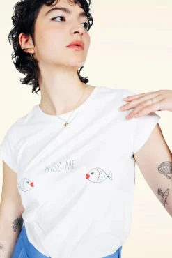 Best Kiss Me T-Shirt In Ecru Vrouwen T-Shirts