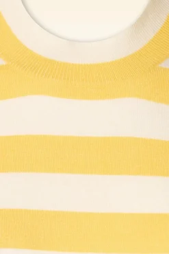 Online Lucy Jumper In Wit En Geel Vrouwen Truitjes