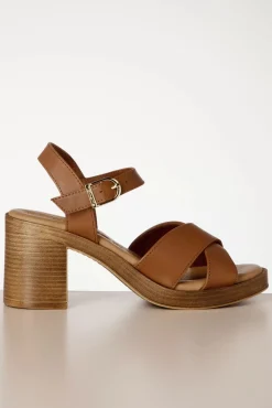 Online Sarah Blokhak Sandalen In Bruin Vrouwen Sandalen